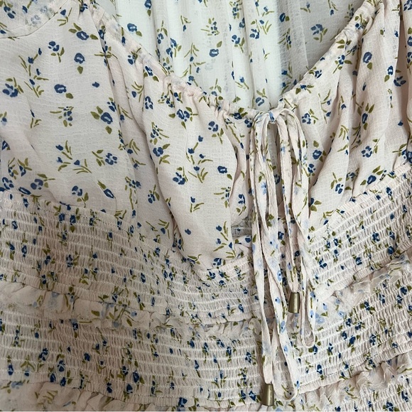 Free People floral blouse - Picture 3 of 4